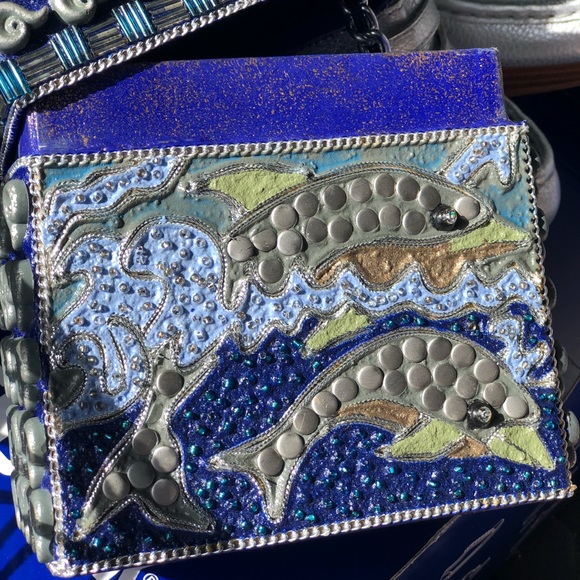 🐬ORNATE Dolphin Purse 🐬 - Picture 4 of 4